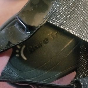 Bare Traps sandles